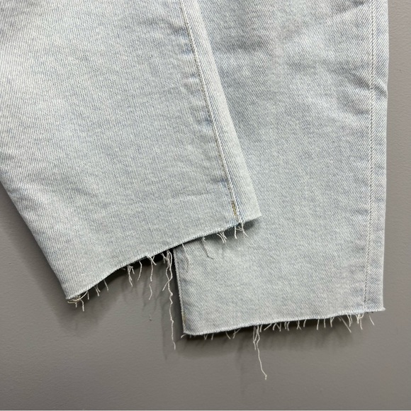 MADEWELL Light Wash Distressed 90’s Mom Jeans - Picture 6 of 7